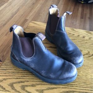 Mens original Blundstone Chelsea boots size 10.5 US